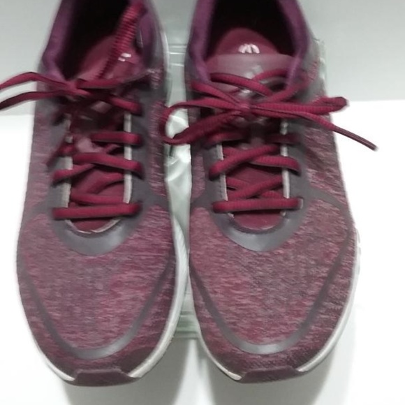 adidas Shoes - Adidas Bounce Runners